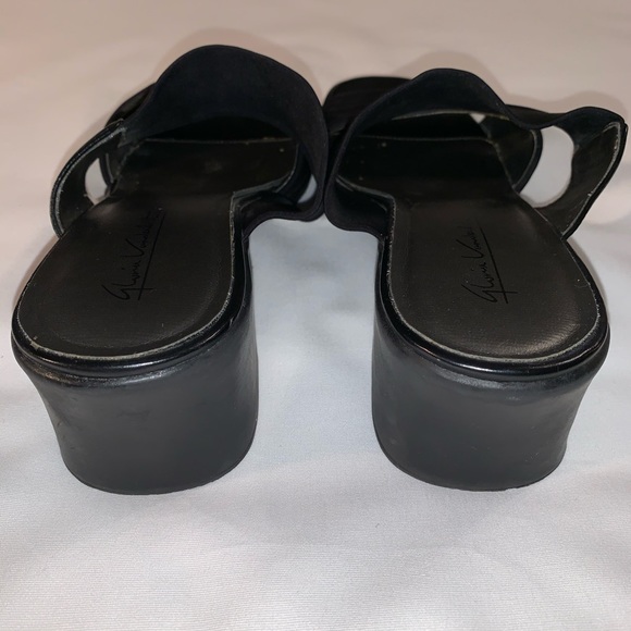 Dress~Slip-on~Elastic band~Black~Sandals~Heels - Picture 4 of 5
